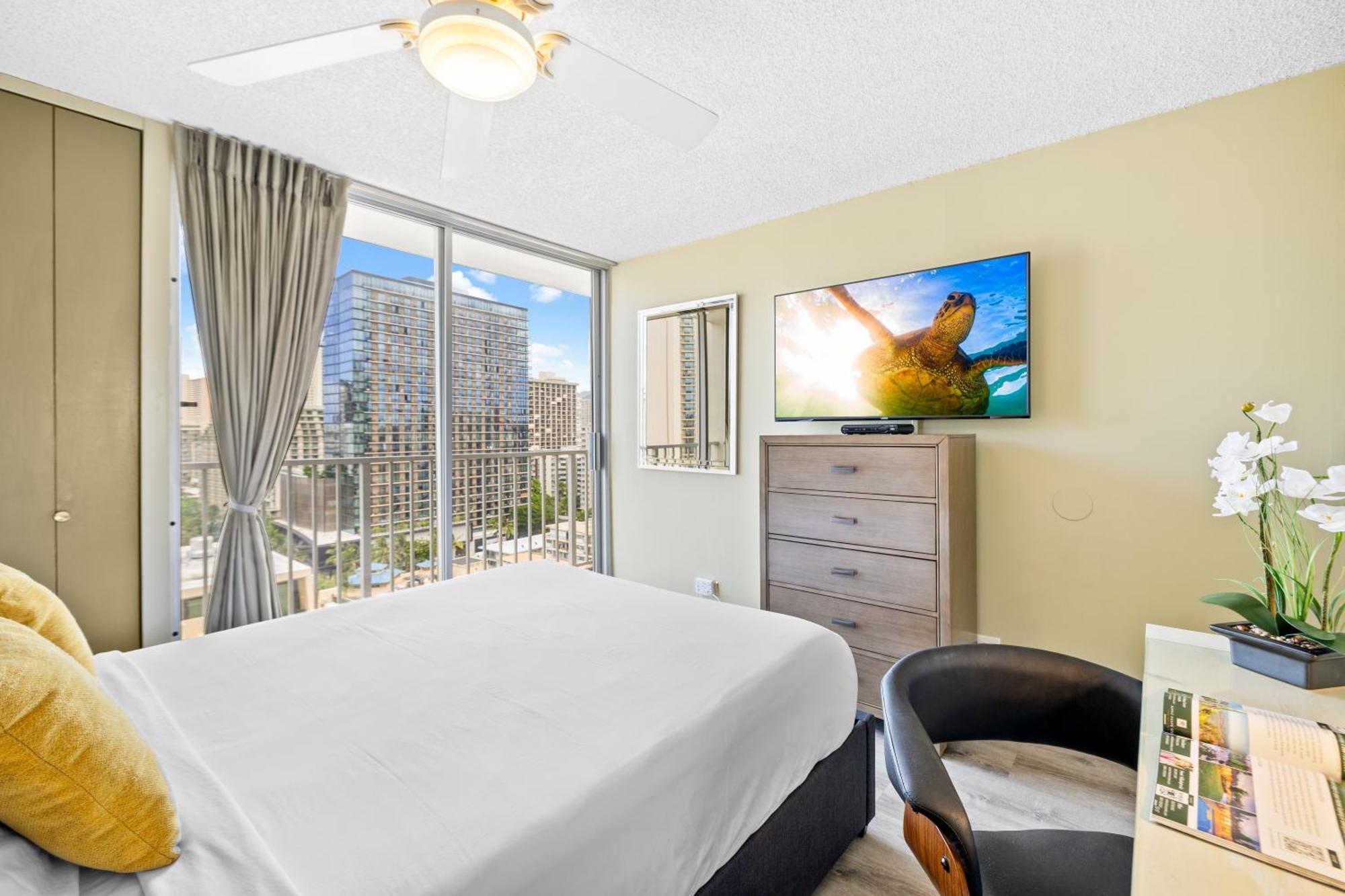 Pacific Monarch - 1 Bedroom - Ocean And City Views! 檀香山 外观 照片
